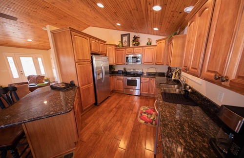 Buffalo City Cabina | El Chalet Ozark - Rileys Outfitter