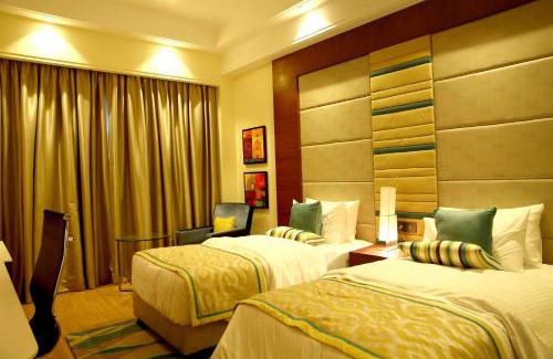 Sanjay Place Hotel | The P L Palace Agra
