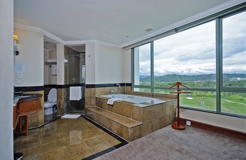 Downtown Kota Kinabalu Complejo | The Pacific Sutera Hotel