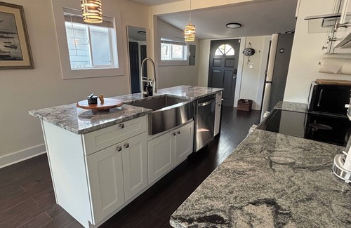 Indianapolis Casa | The Pad is a Newly renovated home -2024 - comfortable with modern amenities.