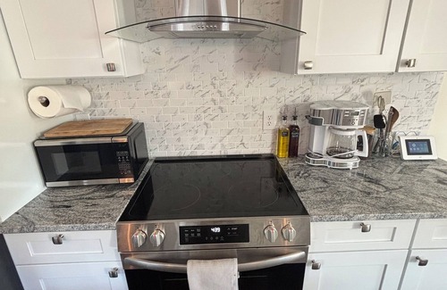 Indianapolis Casa | The Pad is a Newly renovated home -2024 - comfortable with modern amenities.