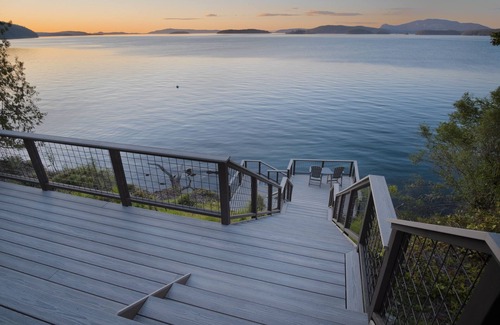 Friday Harbor Casa | The Paddle Shack: Oceanfront deck with multiple levels. Hot Tub! Amazing views!