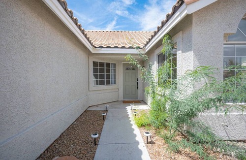 North Las Vegas Casa | The Pagentry | Modern Home with a King Bed