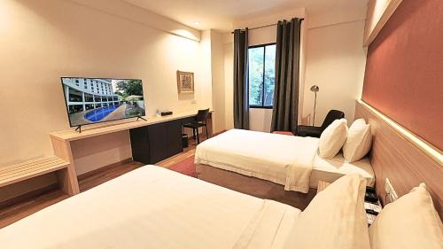 Downtown Kota Kinabalu Hotel | The Palace Hotel Kota Kinabalu