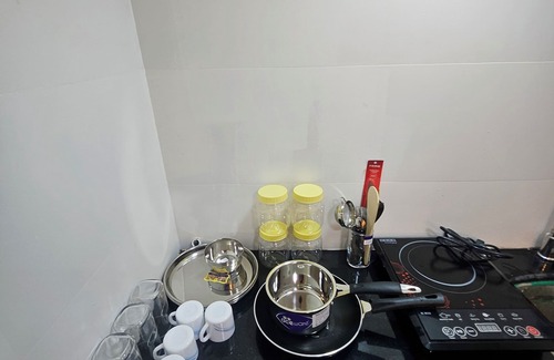 Pali Hill Apartamento | The PaliHideaway- Hidden Gem in Pali Hill, Bandra