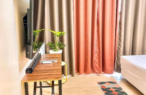 Iloilo Apartamento | The Palladium - Eli's Sunset Crib