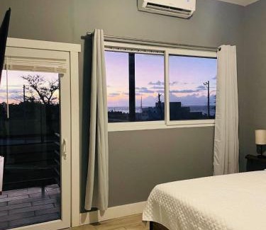 Omoa Villa | The Palm Beach Villas
