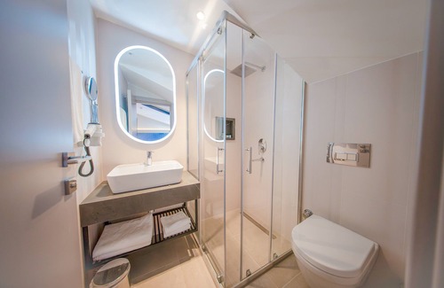 Uskudar Hotel | The Palm Bosphorus Hotel