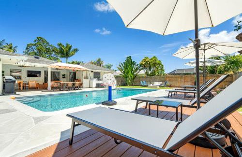 Lake Clarke Shores Casa | The Palm Luxe Retreat