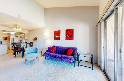 Desert Shores Apartamento | The Palm Searcher, Unit 344