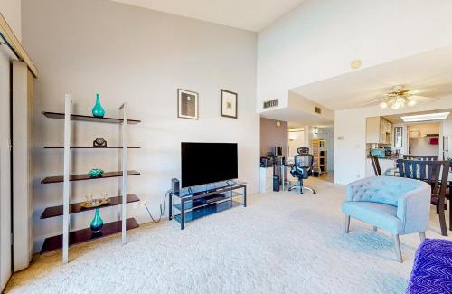 Desert Shores Apartamento | The Palm Searcher, Unit 344