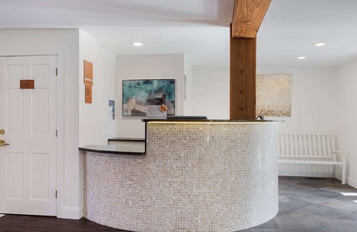 Manchester Center Hotel | The Palmer House Resort, Ascend Hotel Collection