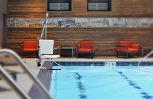 The Loop Hotel | The Palmer House Hilton