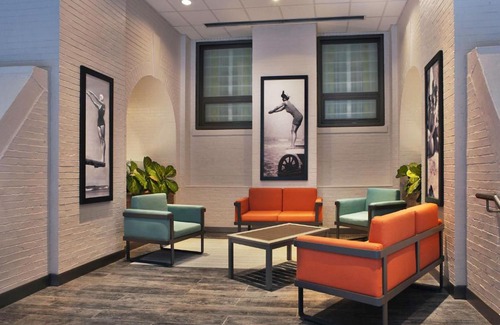 The Loop Hotel | The Palmer House Hilton