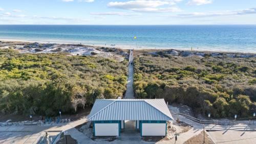 Inlet Beach Casa | The Palmetto Blue by AvantStay Steps to Beach Ocean Views