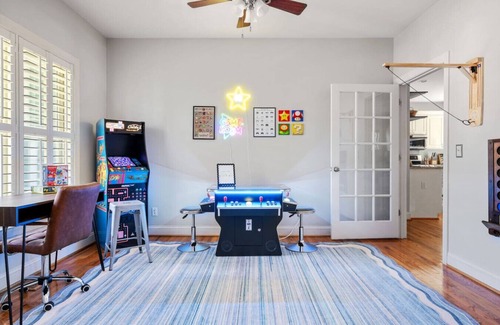 Mount Pleasant Casa | The Palmetto Pool House | 4 BR + Arcade Room