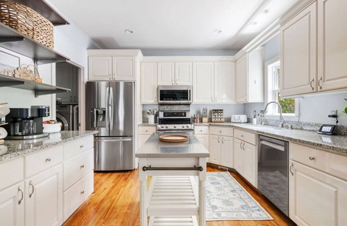 Mount Pleasant Casa | The Palmetto Pool House | 4 BR + Arcade Room