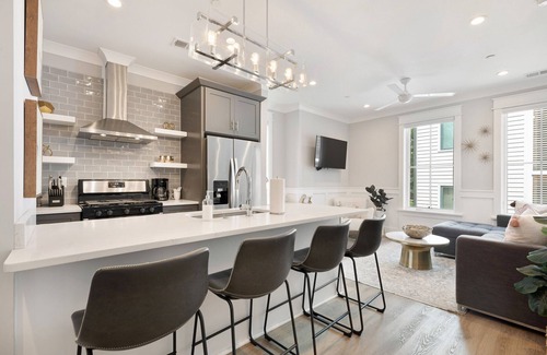 Westside Casa | The Palmetto State Complex- 4 Condo Complex