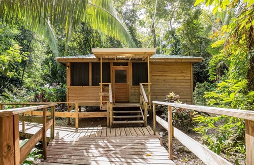 Belmopán Casa | ¡Aventura familiar en la selva tropical!