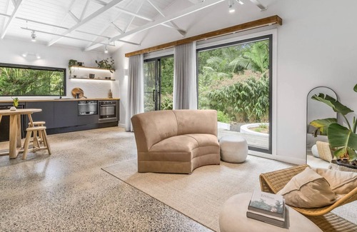 Bangalow Casa | The Palms - 5 min Walk to Bangalow Village