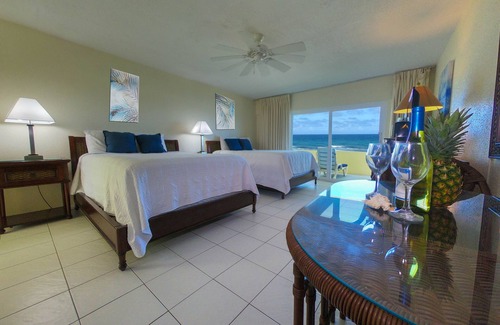 La Grande Princesse Complejo | The Palms at Pelican Cove
