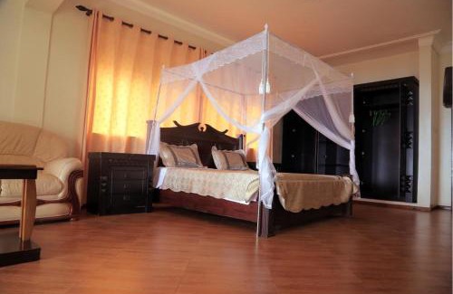 Entebbe Casa | The Palms Beach Hotel and Restaurant Limited