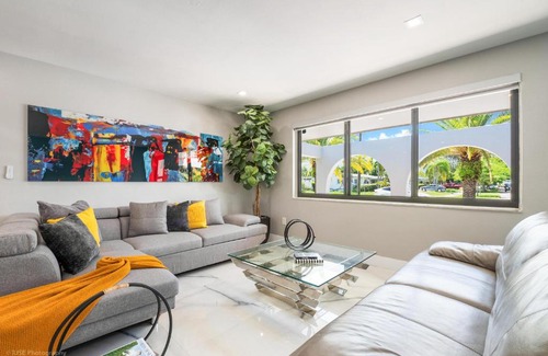 Cutler Bay Casa | The Palms/Big Pool/Foosball/Pool Table