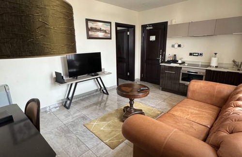 Accra Hotel | The Palms by Eagles