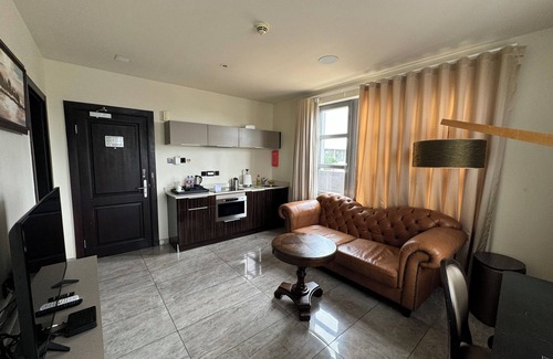 Accra Hotel | The Palms by Eagles