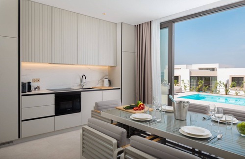 Tkon Villa | The Palms Resort - Villa Dream V