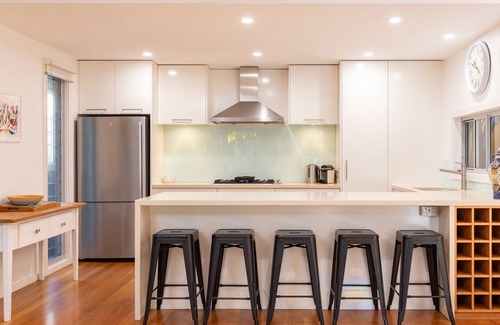 Elizabeth Beach Casa | The Palms- situated across the road from the Booti Booti National Park and Elizabeth Beach