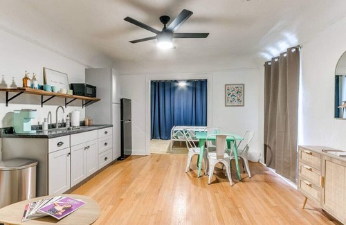 Lincoln Terrace Apartamento | "The Pantone Penthouse" - 1B/1B