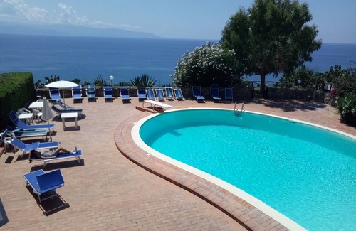 Milazzo Apartamento | Vrbo Property