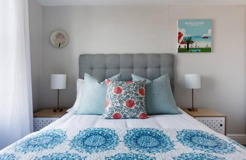 Observatory Apartamento | The Paragon Explore Cape Town from a Stylish Home