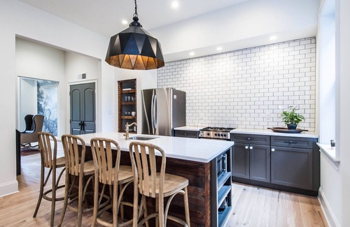 Allegheny-West Apartamento | El París de los Apalaches