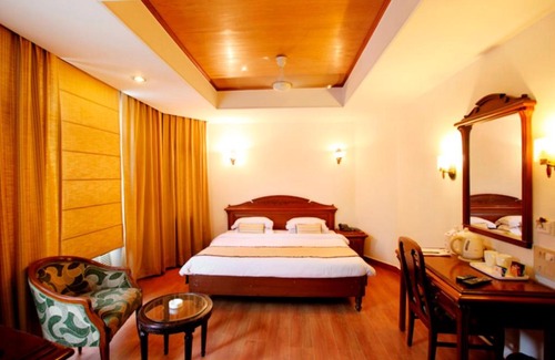 Green Park Hotel | The Park Residency
