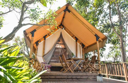 Silang Hotel | The Park - Silang