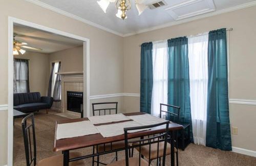 Columbus Casa | The Parkside Townhome Updated, Smoking Allowed