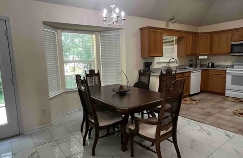 Thompson's Station Casa | The Path to Roses
