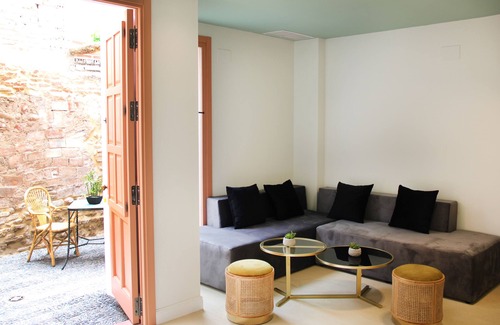 San Lorenzo Apartamento | LOS PATIOS DE SAN AGUSTIN