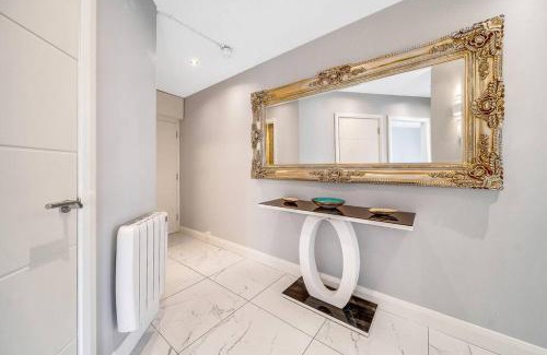 Londonderry Apartamento | The Peace Bridge Apartment