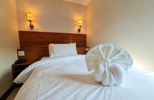Ban Tai Hotel | The Peace River Kwai