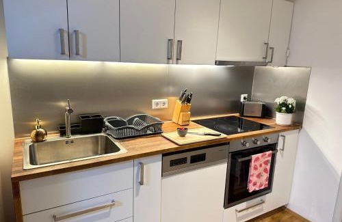 Taxham Casa | The Peaceful Garden Stay & Free Parking