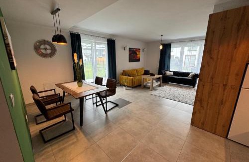 Subcarpathian Province Apartamento | The Peaceful Patio Apartment