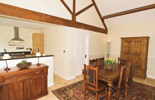 King's Bromley Casa | The Peacock Barn - E4713