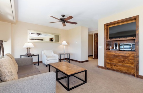 Mountain Village Complejo | The Peaks Resort and Spa