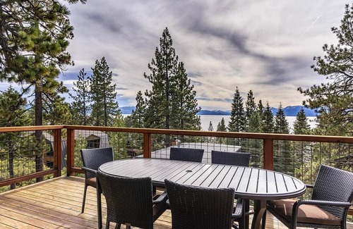 Lake Forest Casa | The Pear House by Tahoe Mountain Properties