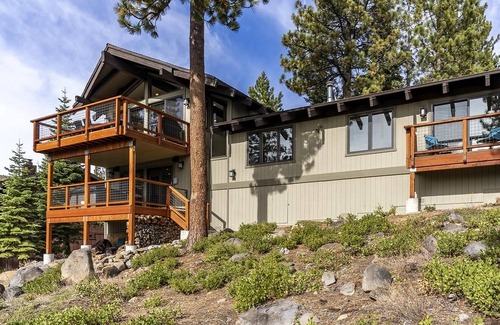 Lake Forest Casa | The Pear House by Tahoe Mountain Properties