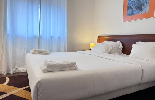 Cascais Casa | The Pearl - Cascais Guest House - City & Beach