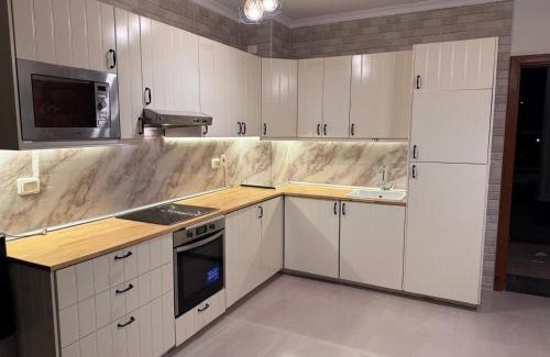 Ad-Dab'ah Apartamento | The Pearl Chalet Gaia Resort Ground floor with garden